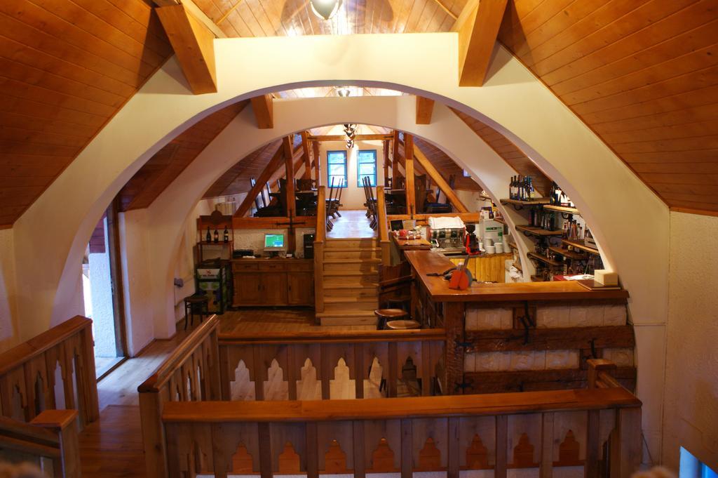 Unglerus Guesthouse Biertan Exterior photo