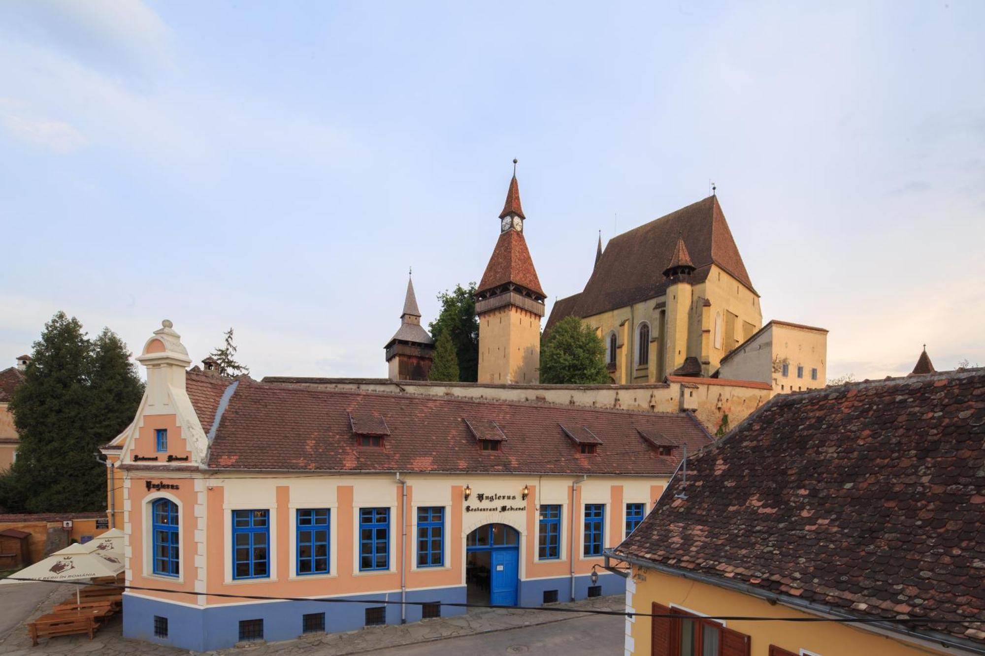 Unglerus Guesthouse Biertan Exterior photo