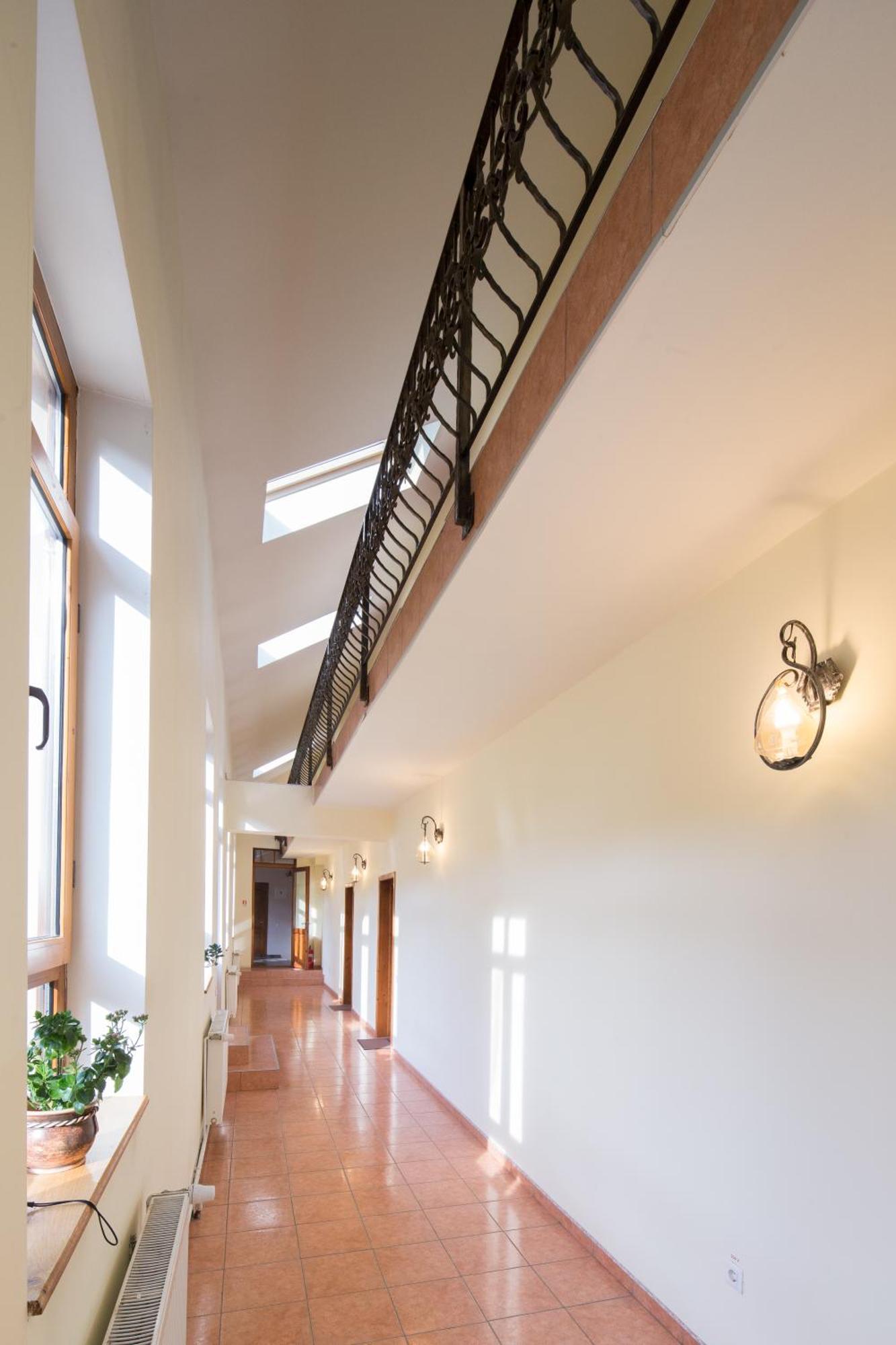 Unglerus Guesthouse Biertan Exterior photo